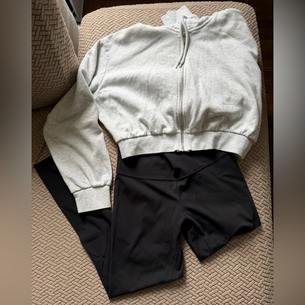 Lululemon Leggings and H&M Light Gray Casual Hoodie - Picture 2 of 4